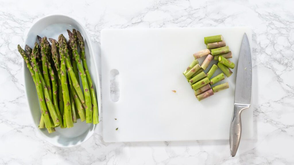 Cut asparagus into bite size.
